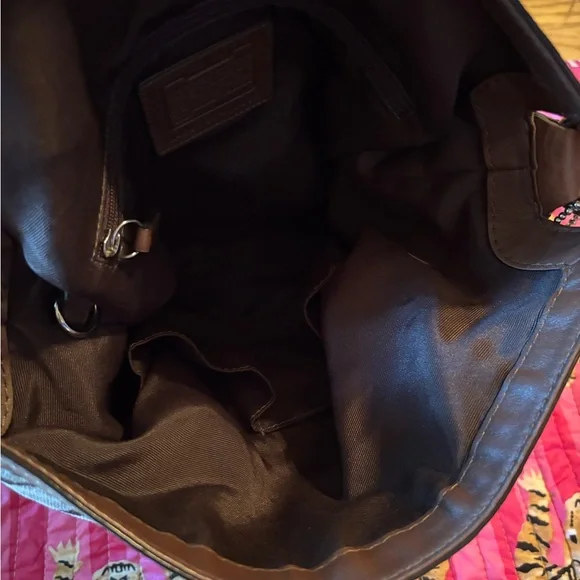 Coach Brown/Khaki Signature Shoulder Bag - Picture 3 of 4